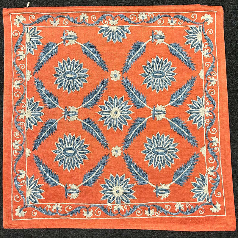 Silk Suzani Kuddfodral 50 cm x 50 cm