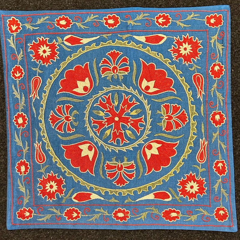 Silk Suzani Kuddfodral 50 cm x 50 cm