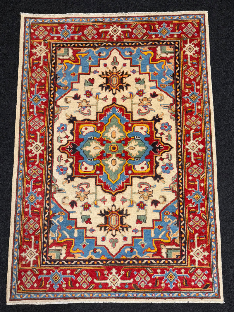 Handknuten Kazak‑matta — 180 × 124 cm