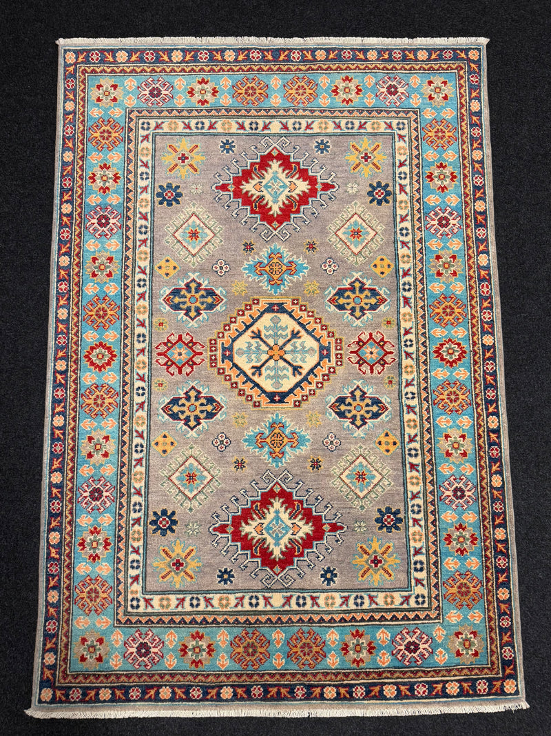 Handknuten Kazak‑matta — 178 × 120 cm