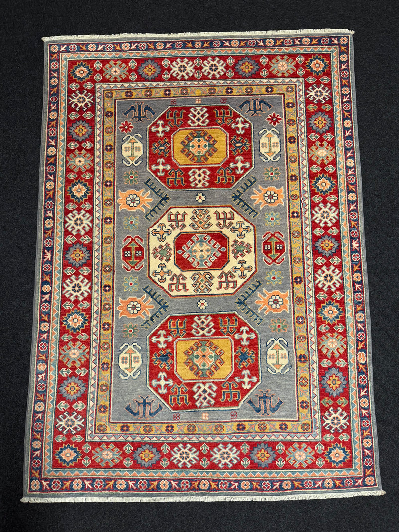 Handknuten Kazak‑matta — 178 × 125 cm