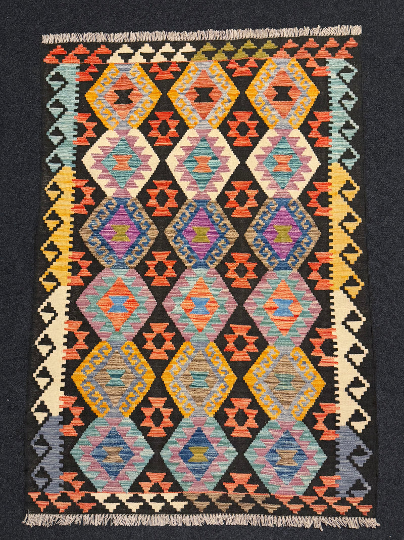 Handvävd Ull kelimmatta - 181 x 125 cm