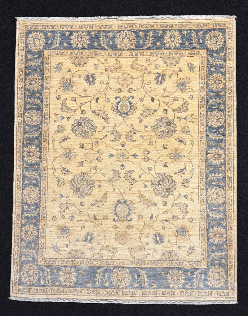 Fine Ziegler Handknuten Matta — 190 × 153 cm