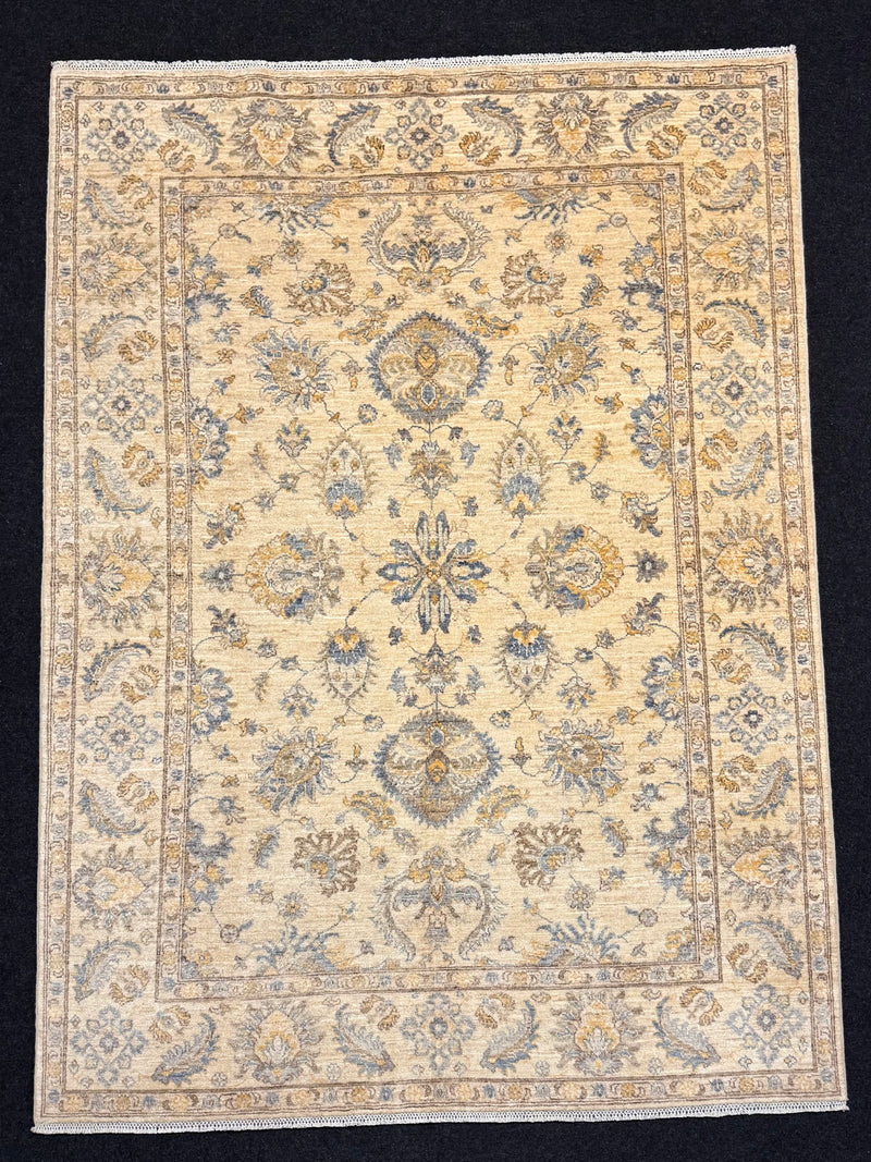 Fine Ziegler Handknuten Matta — 237 × 172 cm