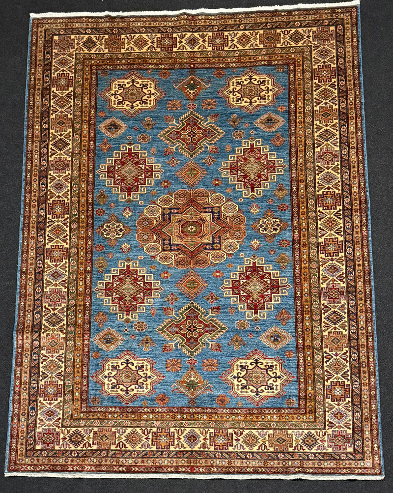 Handknuten fine Kazak‑matta — 298 ×214 cm