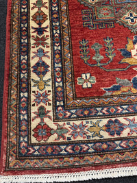 Handknuten fine Kazak‑matta — 308 × 83 cm