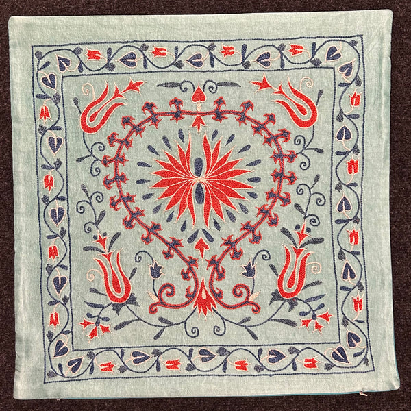 Silk Suzani Kuddfodral 50 cm x 50 cm