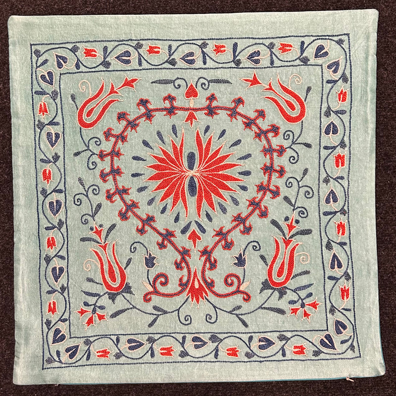 Silk Suzani Kuddfodral 50 cm x 50 cm