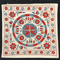 Silk Suzani Kuddfodral 50 cm x 50 cm