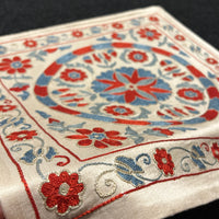 Silk Suzani Kuddfodral 50 cm x 50 cm