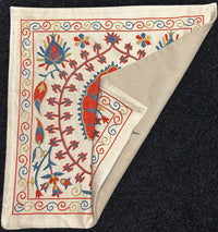 Silk Suzani Kuddfodral 50 cm x 50 cm