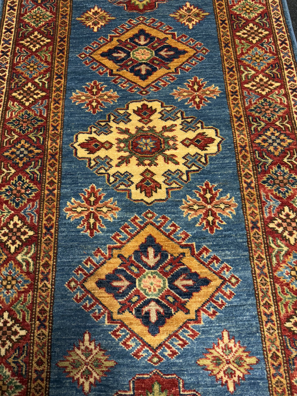 Handknuten fine Kazak‑matta — 318 × 80 cm