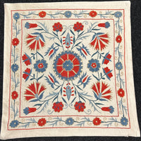 Silk Suzani Kuddfodral 50 cm x 50 cm