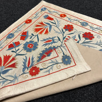 Silk Suzani Kuddfodral 50 cm x 50 cm