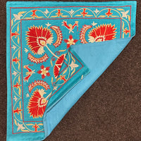 Silk Suzani Kuddfodral 50 cm x 50 cm