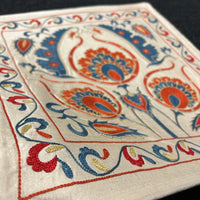 Silk Suzani Kuddfodral 50 cm x 50 cm