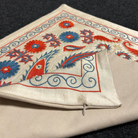Silk Suzani Kuddfodral 50 cm x 50 cm
