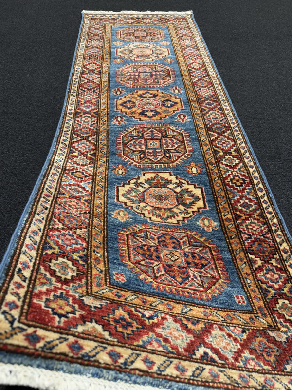 Handknuten fine Kazak‑matta — 179 × 63 cm