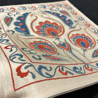 Silk Suzani Kuddfodral 50 cm x 50 cm