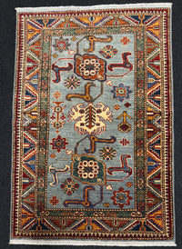 Handknuten fine Kazak‑matta — 129 × 87 cm