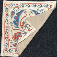 Silk Suzani Kuddfodral 50 cm x 50 cm
