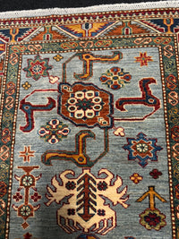 Handknuten fine Kazak‑matta — 129 × 87 cm