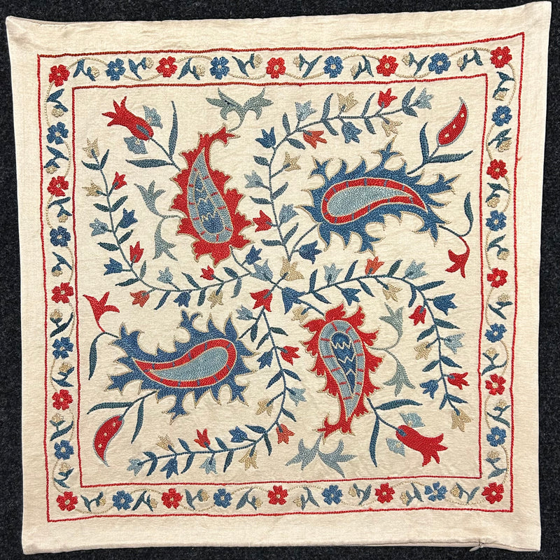 Silk Suzani Kuddfodral 50 cm x 50 cm