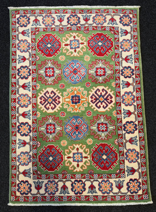 Handknuten Kazak‑matta — 117× 79 cm