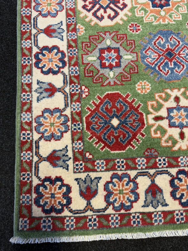 Handknuten Kazak‑matta — 117× 79 cm