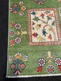 Handknuten Kazak‑matta — 126× 82 cm