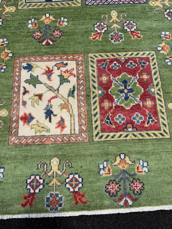 Handknuten Kazak‑matta — 126× 82 cm