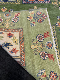 Handknuten Kazak‑matta — 126× 82 cm