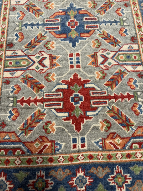 Handknuten Kazak‑matta — 125 × 82 cm