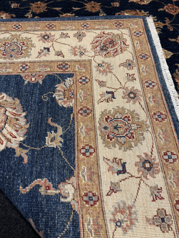 Fine Ziegler Handknuten Matta  — 207 × 150 cm