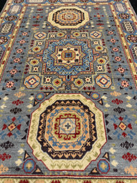 Handknuten Kazak‑matta — 178 × 120 cm