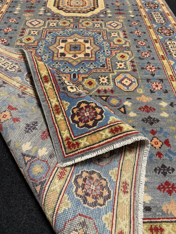 Handknuten Kazak‑matta — 178 × 120 cm