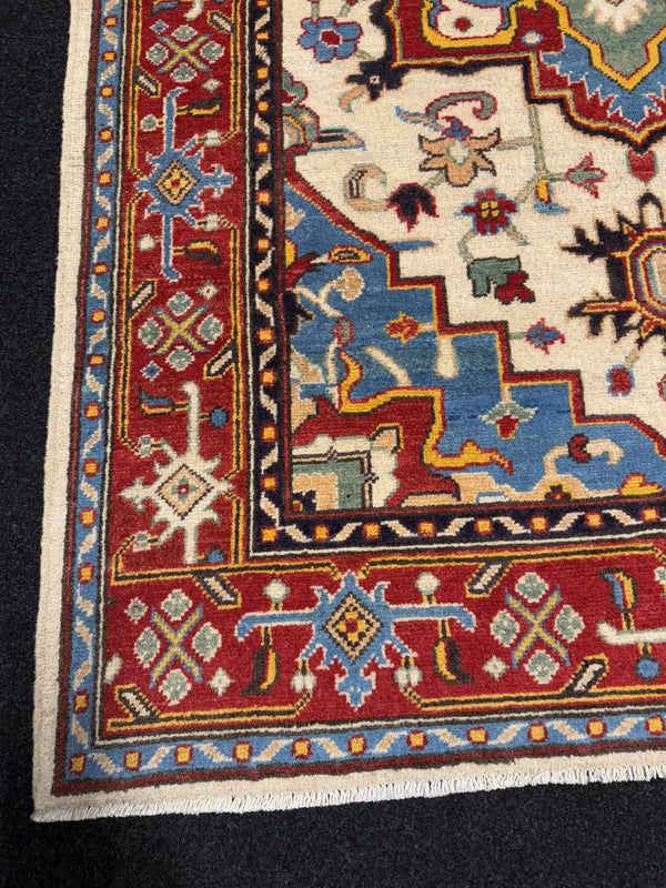 Handknuten Kazak‑matta — 180 × 124 cm