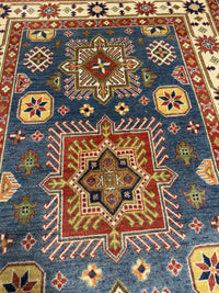 Handknuten Kazak‑matta — 184 × 117 cm