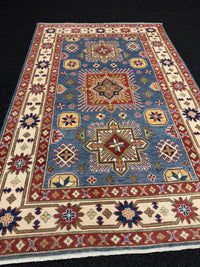 Handknuten Kazak‑matta — 184 × 117 cm