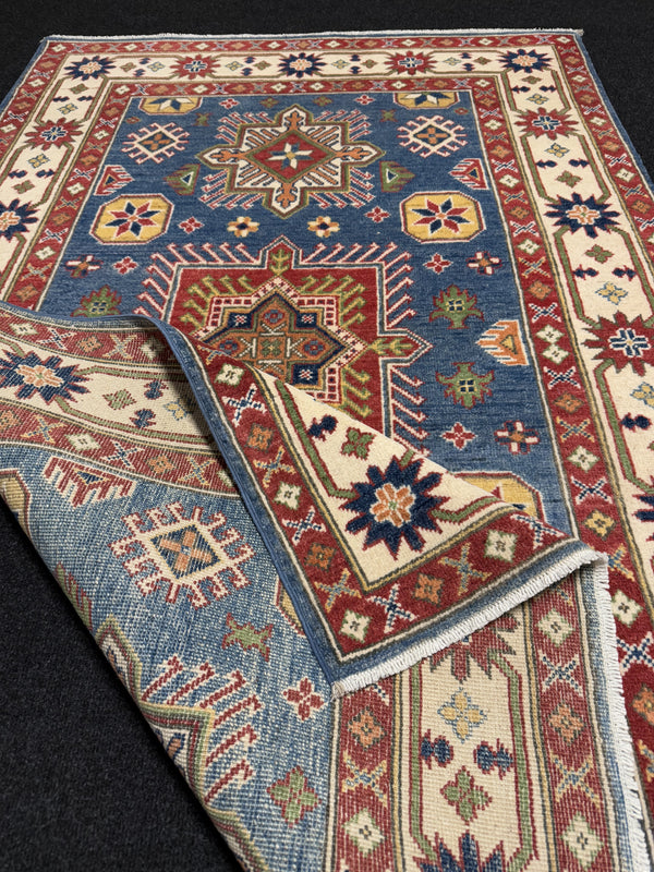 Handknuten Kazak‑matta — 184 × 117 cm