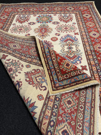 Handknuten Kazak‑matta — 199 × 146 cm