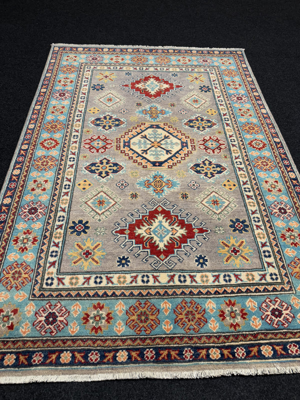 Handknuten Kazak‑matta — 178 × 120 cm