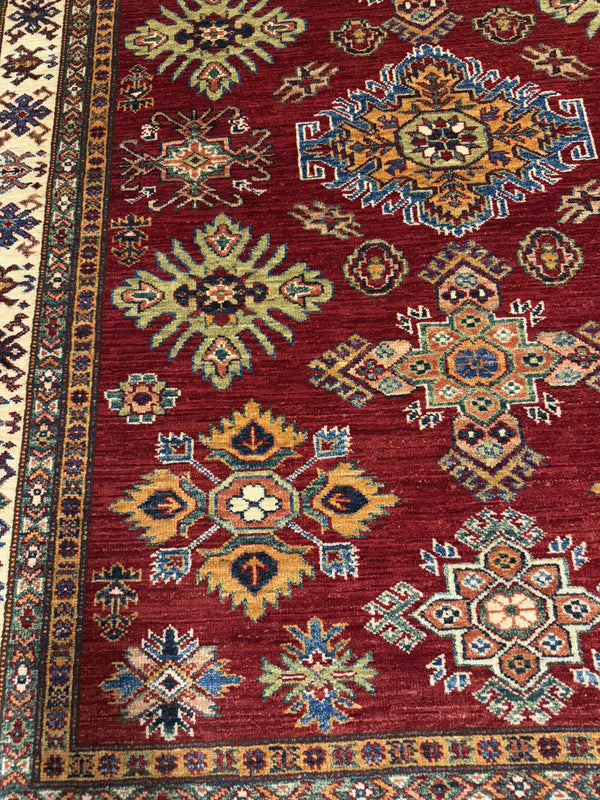 Handknuten fine Kazak‑matta — 205×154 cm