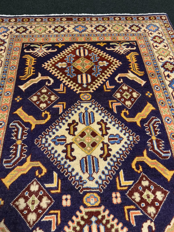 Handknuten Kazak‑matta — 182 × 124 cm