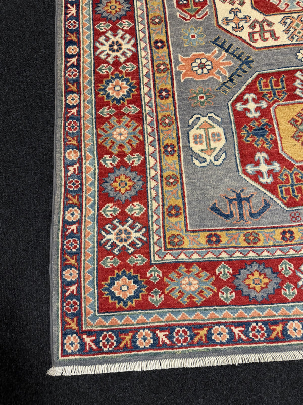 Handknuten Kazak‑matta — 178 × 125 cm