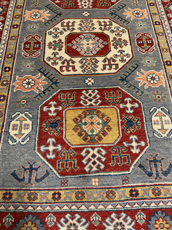 Handknuten Kazak‑matta — 178 × 125 cm