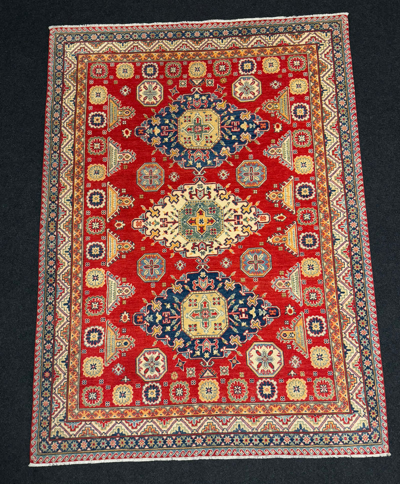 Handknuten Kazak‑matta — 235 × 170 cm