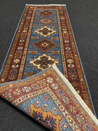 Handknuten fine Kazak‑matta — 175 × 58 cm