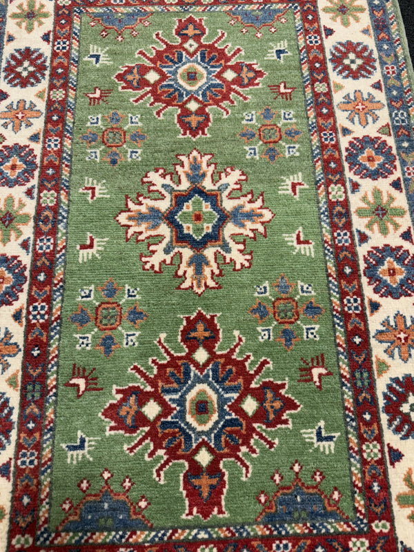 Handknuten Kazak‑matta — 125 × 78 cm