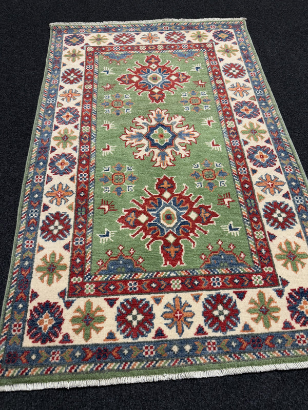 Handknuten Kazak‑matta — 125 × 78 cm